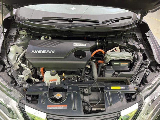 親切・丁寧な専門メカニックスタッフが応対！・車検・点検整備・事故等の修理などアフターサービスも安心。お車のカスタマイズもネクステージのサービススタッフまでご相談ください！