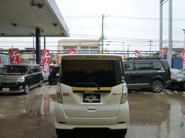 純正プライバシーガラス装着車輌です。内装の色あせ軽減　エアコンの効き向上などに効果ありますよ