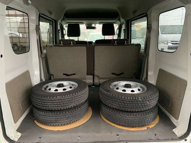 スタッドレス付きです！