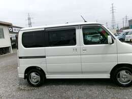 当社では、国土交通省指定民間車検工場が併設されております。国家資格を持ったスタッフが整備・検査させていただきます。