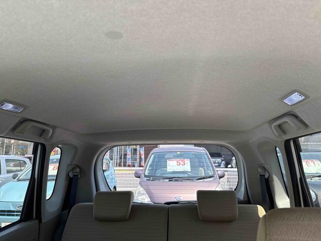 車内全体です（後方から）