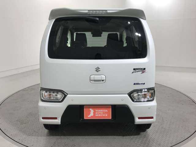 シートも綺麗に保ちたい！！という方には、シートコーティングがオススメ！ご納車前の施工をオススメしています！