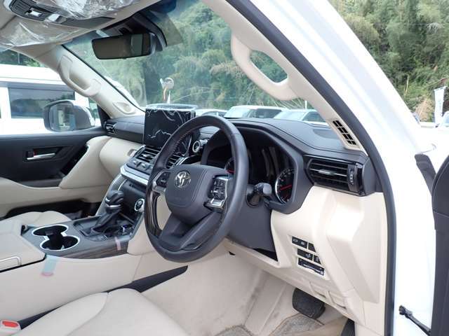 有限会社　小野信自動車＜本社＞ 所在地：〒879-5515大分県由布市挾間町三船727-1　営業時間：8:30～18:30　定休日：日曜日・祝日　九州陸運局認証工場　電話番号：097-583-2780 FAX番号：097-583-2799