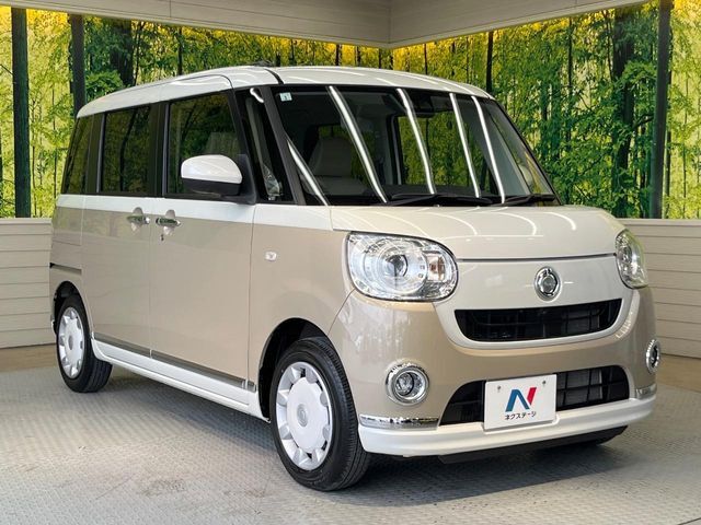 大好評のボディコーティング「弾スプラッシュコート」もご納車までに施工可能。通常のガラスコートと異なる、耐久年数6年の無機質ガラスコーティングが、ボディをキレイな状態に保ってくれます。