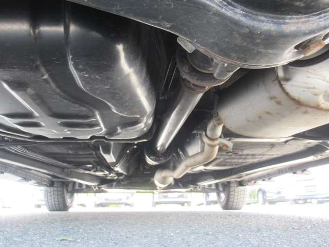 当ネットに掲載されている在庫は、ほんの一部となります。お探しのお車は、是非当店へお問合せ、もしくはご来店下さいませ！お車探しをしっかりサポートします！