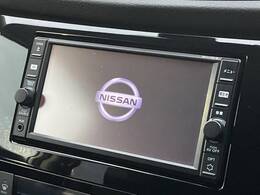 【純正ナビ】人気の純正ナビを装備。オーディオ機能も充実しており、Bluetooth接続すればお持ちのスマホやMP3プレイヤーの音楽を再生可能！毎日の運転がさらに楽しくなります！！