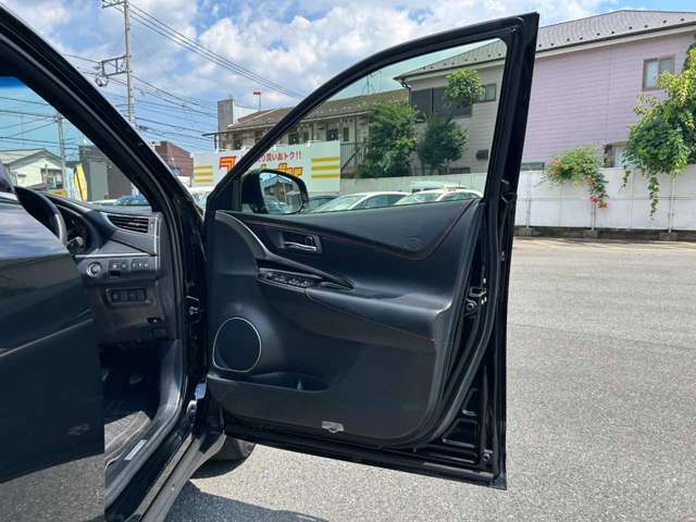 《《　最新入庫車両　　》》　ユーザー直接仕入れ！厳選良質車が入庫いたしました！　お早目にお問合せ下さい！　《フリーダイヤル》0120-073-750　カーセブンは売り買い両方、安心宣言！！