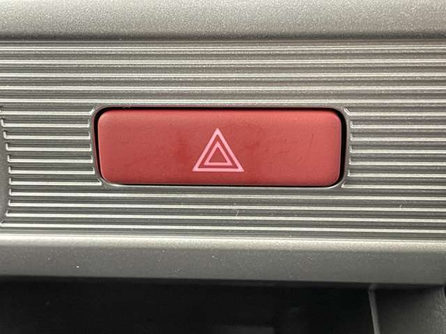 【快適装備】快適なドライブを楽しむため、いろいろな機能が搭載されています。使い方や機能はスタッフが丁寧にご案内いたします。