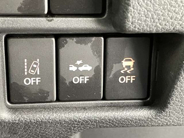 【快適装備】快適なドライブを楽しむため、いろいろな機能が搭載されています。使い方や機能はスタッフが丁寧にご案内いたします。