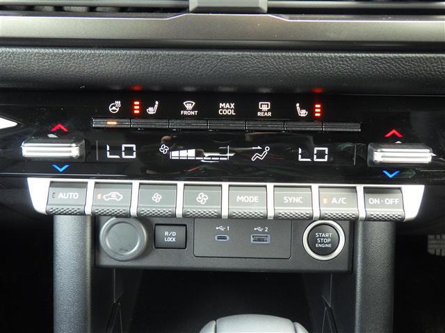 【運転席操作部】快適なドライブを楽しむための機能が装備されています！運転席から触れるので、使いやすいです！除菌プランいれていただくと、さらに清潔で安心していただけます！