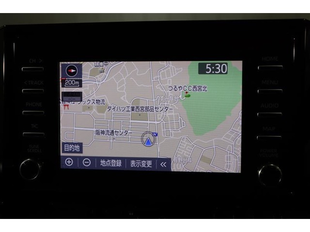 純正ディスプレイオーディオ。もちろんナビとしても使用できます♪