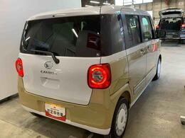 当店では車両本体価格以外に、諸費用を含めた支払総額も表示しておりますので、お客様の予算にピッタリのおクルマお選びができます。コーティングやJAFをセットにしたオトクな購入パックも好評です。
