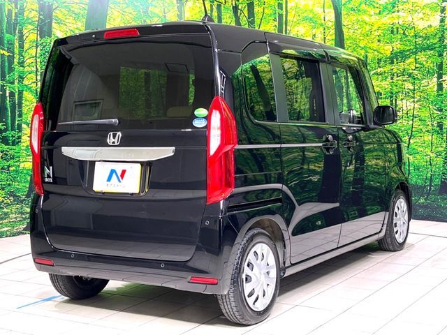 ☆全国のネクステージからお取り寄せが可能※！遠方の店舗に展示してあるクルマが気になる場合も、最寄りの店舗でご覧いただくことが可能です！是非私たちに要望をお聞かせください！※別途費用