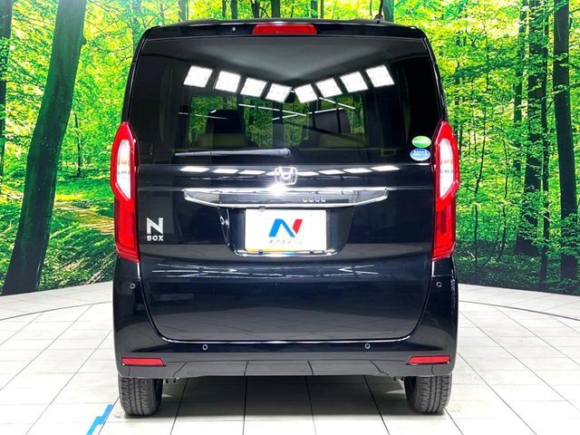 安心の最長10年・走行無制限保証（有償）をご用意。保証内容も充実はもちろん、無料点検＆オイル交換や、年中無休の全国・24時間ロードサービスも付帯されておりますのでご安心下さい。