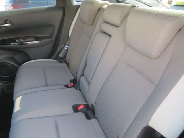 リアシートの画像です！ご購入後もお安く修理、部品取付等承っておりますので、ご相談下さい！