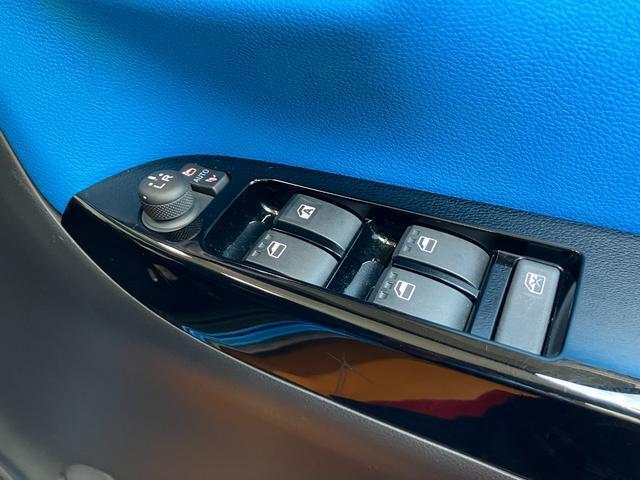 電動格納ミラー、パワーウインドウ