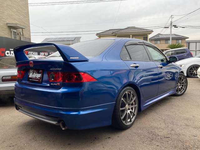 ETCや車高調・マフラーなど納車時のカスタムや追加整備等もお気軽にご相談ください。