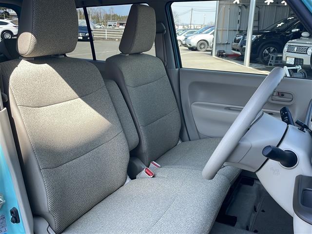 気になる車はすぐにお問い合わせください！画面右側の0066から始まる無料ダイヤルからお問い合わせ下さい！専門スタッフがお車のご質問にお答えいたします！