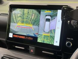 【パノラミックビューモニター】専用のカメラにより、上から見下ろしたような視点で360度クルマの周囲を確認することができます☆死角部分も確認しやすく、狭い場所での切り返しや駐車もスムーズに行えます。