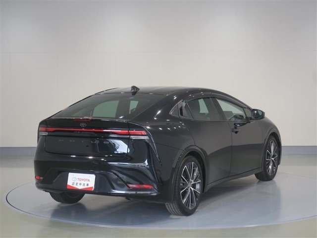U-Carは同じ物がない一点物となっております。気になるお車がございましたらお早めにご連絡ください！ご来店の際は、店頭での待ち時間短縮とスムーズなご案内の為、事前予約をお勧めしております。