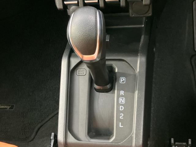 こちらのお車はいかがでしょうか？少しでも気になっていただけましたら是非お問い合わせください！さらにお車の詳細をお送りいたします！