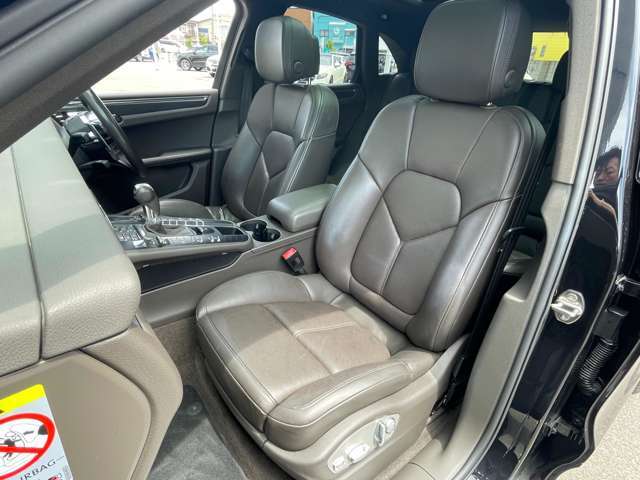 プレミアム輸入車をお探しになられている方へ、貴方の大切な1台をお届けします。たくさんのブランドを較べ、お愉しみ下さい。