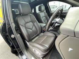 ご遠方の場合でも、下取り車両の金額を概算でお出しすることは可能でございます。車検証をお手元に、走行距離をご確認の上お問い合わせくださいませ。