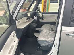 ★遠方の方は、お電話やLINEでのご相談も可能です！またインターネットを使用したライブ商談も可能です！是非お気軽にご相談下さい！