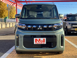 【当店のこだわり】全車保証付き（シルバープラン　ゴールドプラン）。当店の工場は国の認定をもらった指定工場です。メンテナンスは安心の整備をお約束いたします。当店の最長保証は2年間（プラチナプラン）