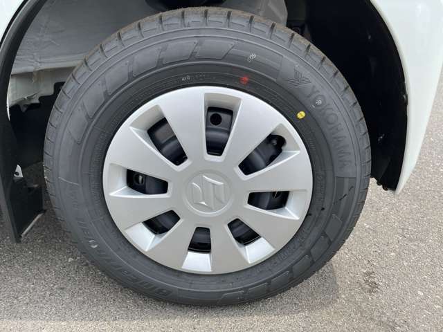 ☆車の保険は買ったところで加入するのがベストです。保険に関しても大手保険代理店をしておりますので安心してお任せください。不慮の事故の際も自社鈑金工場と連携して修理を進めてまいります☆