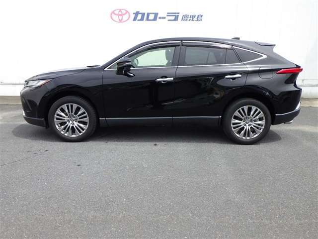 トヨタ認定中古車保証付！（1年間、距離無制限　HV車はHV保証付）　別途延長保証もご用意しております♪　ぜひ現車を確認にご来店ください