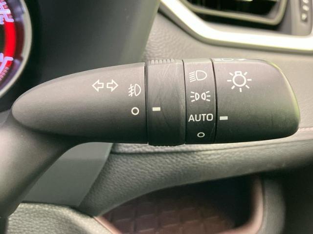 国産車から輸入車まで多様なお客様のニーズのお応えできるように、全国規模で豊富な在庫展開！車のことならWECARSへ！