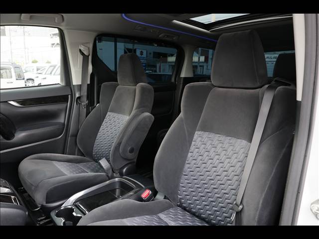 走行距離管理システムにより実走行距離の物だけを車輌展示！当社は仕入れのプロによる良質な車輌のみを厳選仕入れ！掲載車輌以外にも在庫多数御座います！