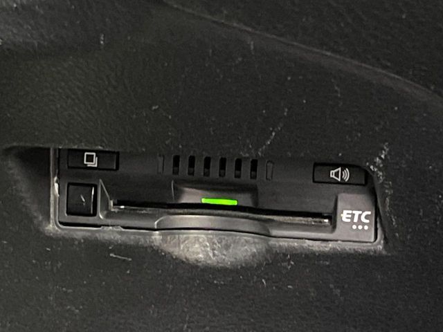 【ETC】高速道路の料金所をストレスなく通過！話題のスポットやサービスエリアに多い「スマートIC」利用時は必須のアイテムです。当店でセットアップを実施、ご納車当日からすぐにご利用いただけます！