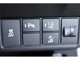 万一の時の事故の回避、被害軽減をサポートする、衝突軽減ブレーキサポート付いてます。