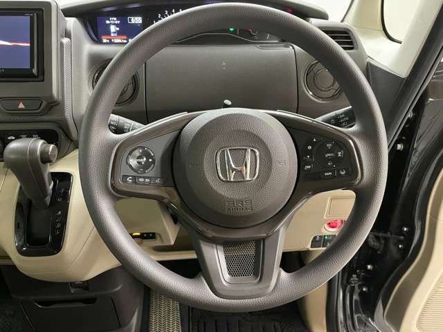 運転席周りに大きな傷、汚れ、へたりなどなく良質な状態です！