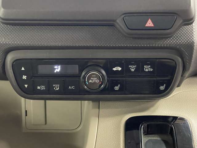 お車の機能や安全装備に関して気になる方は、ぜひ一度ご来店ください！その場でスタッフがご説明可能です！