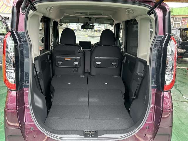★納車前に、専属のクリーニングスタッフが、ピッカピカにクリーニングして納車いたします！もちろん、ピッカピカの状態でお渡しするクリーニング費用も支払総額に含まれています！