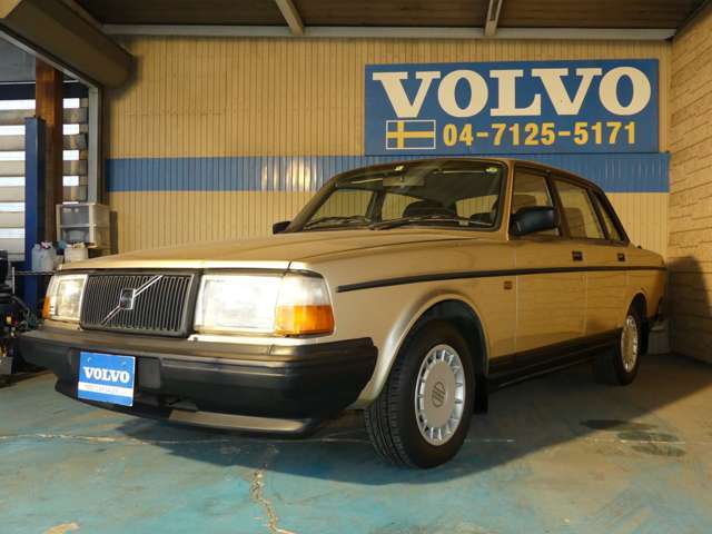 GC-1770ボルボ240T限定版画サイン額装作家平右ヱ門 Volvo - GC-1059 ボルボ240限定版画直筆サイン額装○作家平右ヱ