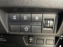 【運転席操作部】『運転席周辺の装備』の画像になります。快適なドライブを楽しむための機能が装備されています！運転席から触れるので使いやすいです！