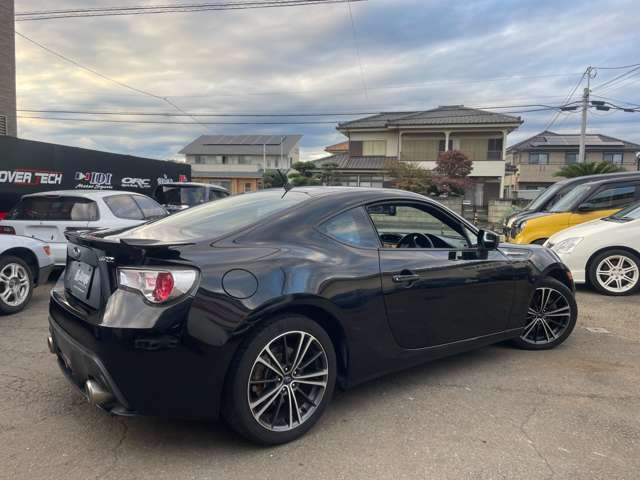 ETCや車高調・マフラーなど納車時のカスタムや追加整備等もお気軽にご相談ください。