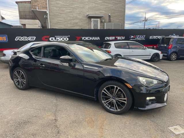 納車後のメンテナンスや修理も認証整備工場の当店で承ります。