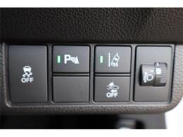 万一の時の事故の回避、被害軽減をサポートする、衝突軽減ブレーキサポート付いてます。