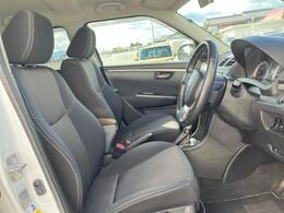 「この車の写真をもっと見たい」「状態が気になる」「この装備はついている？」どんな小さな疑問でもお気軽にお問い合わせください！