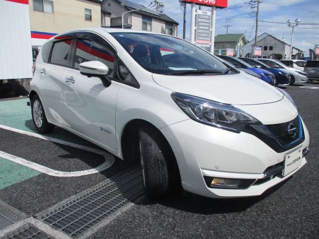 納車前点検整備費用込み！全国納車可能ですのでお気軽にお問い合わせ下さい♪お電話＆E-Mailお待ちしております。クレジット最長6年(72回)や自動車保険、各種ボディコーティング、部品取付も取り扱っております。