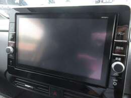 お出かけ時に欠かせないナビは大画面9インチの純正SDナビ！CD・DVD再生や音楽録音・フルセグTV視聴、Bluetooth・USB接続とドライブが盛り上がるナビです！