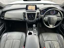 【インパネ全体】全方位で視界が広く、高い目線で運転もしやすいです！