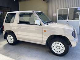 高い車両はいくらでもございますがお安くカッコいいパジェロミニをお探しのお客様が多いのでギリギリ仕入れを頑張っております。