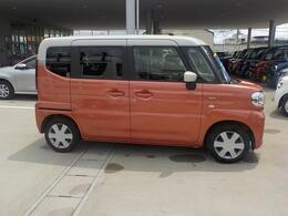 両手に荷物を抱えていても、携帯リモコンを身につけていれば、リクエストスイッチを押すだけでドアの施錠・解除が可能です