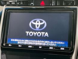 【純正ナビ】人気の純正ナビを装備。オーディオ機能も充実しており、Bluetooth接続すればお持ちのスマホやMP3プレイヤーの音楽を再生可能！毎日の運転がさらに楽しくなります！！